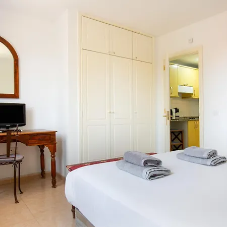 Tamarindo Pool View Apartment Corralejo